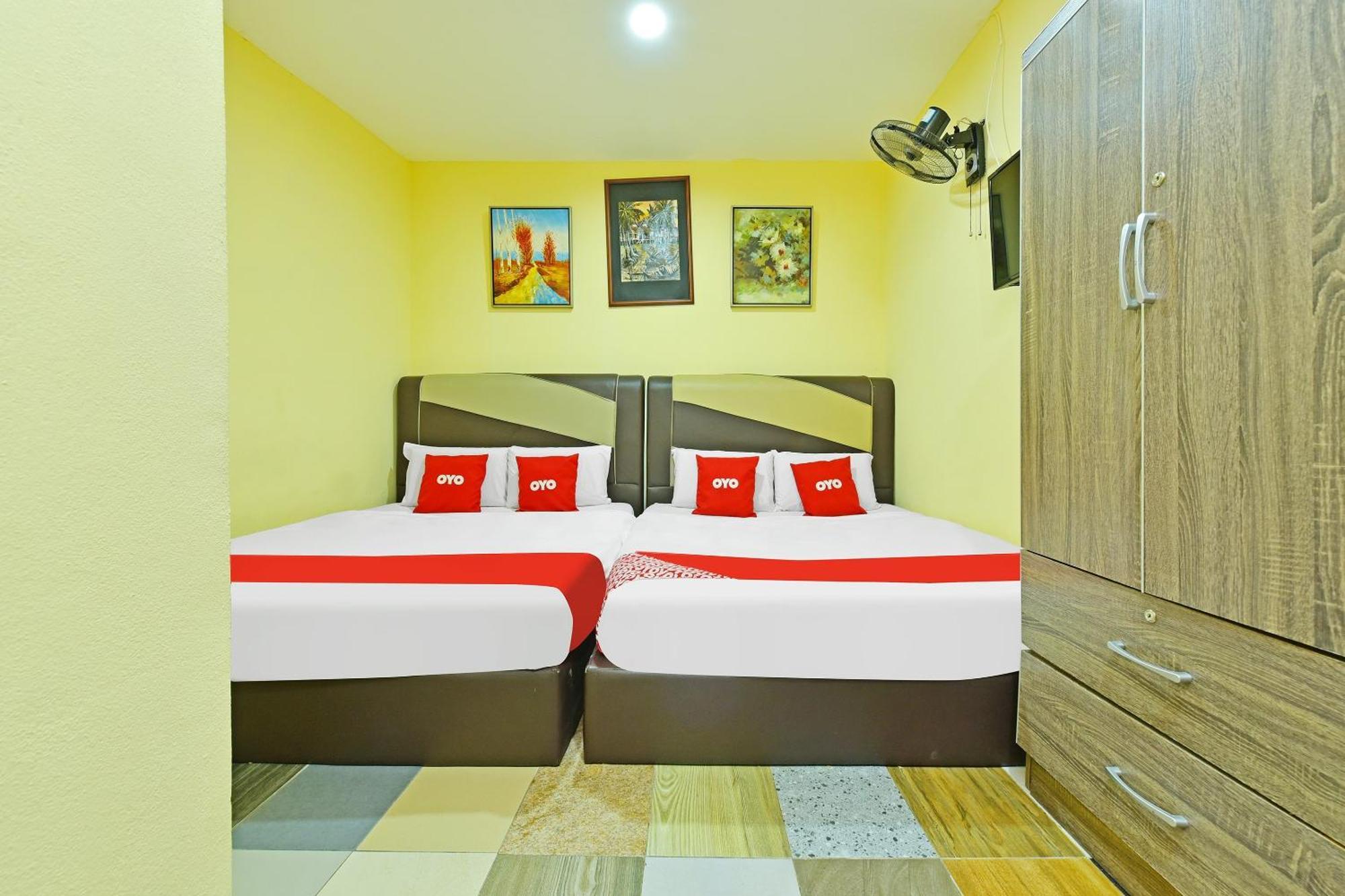 Oyo 873 Bamboo Inn Batu Ferringhi Kültér fotó